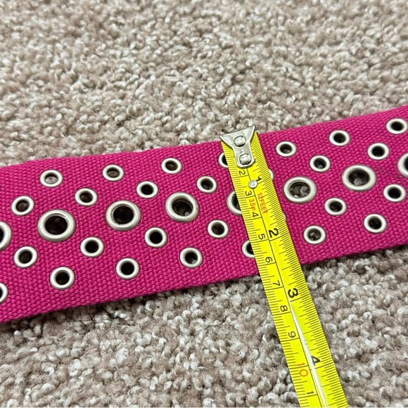 Hot Pink Grommet Belt Y2K Wide Canvas Silver D Ring Statement Punk Scene Goth - Picture 8 of 9